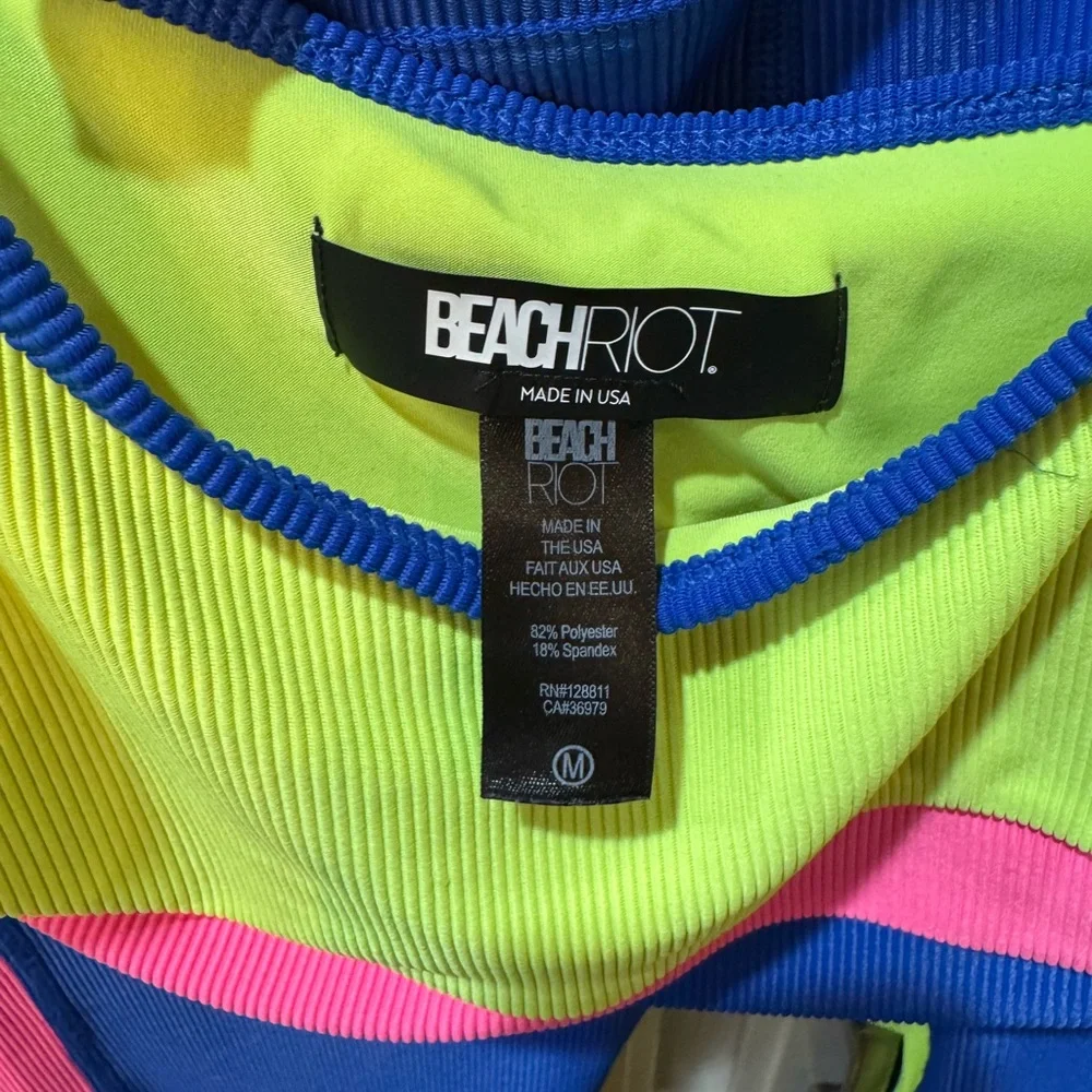 Beach Riot Neon Blue and Pink Activewear Set - Picture 7 of 7